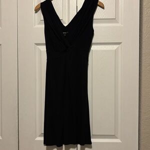 Express sleeveless black dress 
size xs
